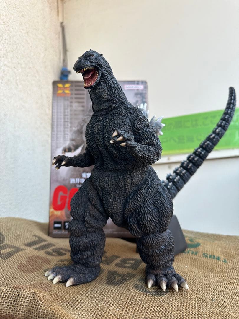 東宝30cmシリーズ 酒井ゆうじ造形コレクション ギドゴジ　新宿バージョン