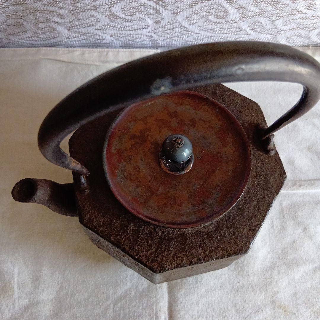 龍文堂 八角形 鉄瓶 風景模様