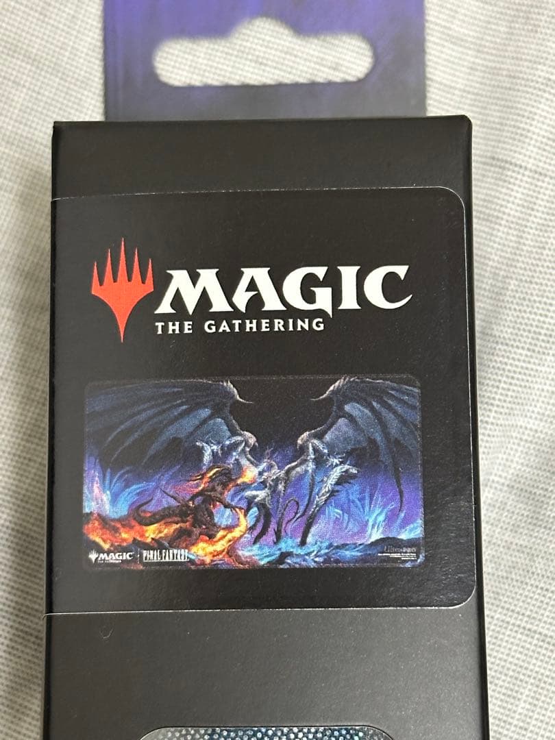 【新品未開封】MTG FF プレイマット イフリートvsバハムート