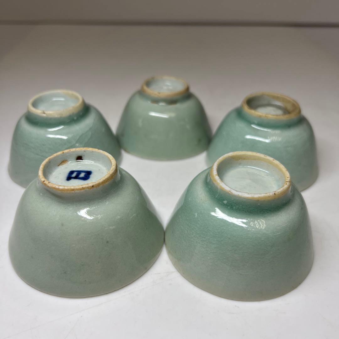 中国清朝時代　青磁煎茶碗5客　木箱付　口径約6.8㎝　東Y8-0203①トヒカ