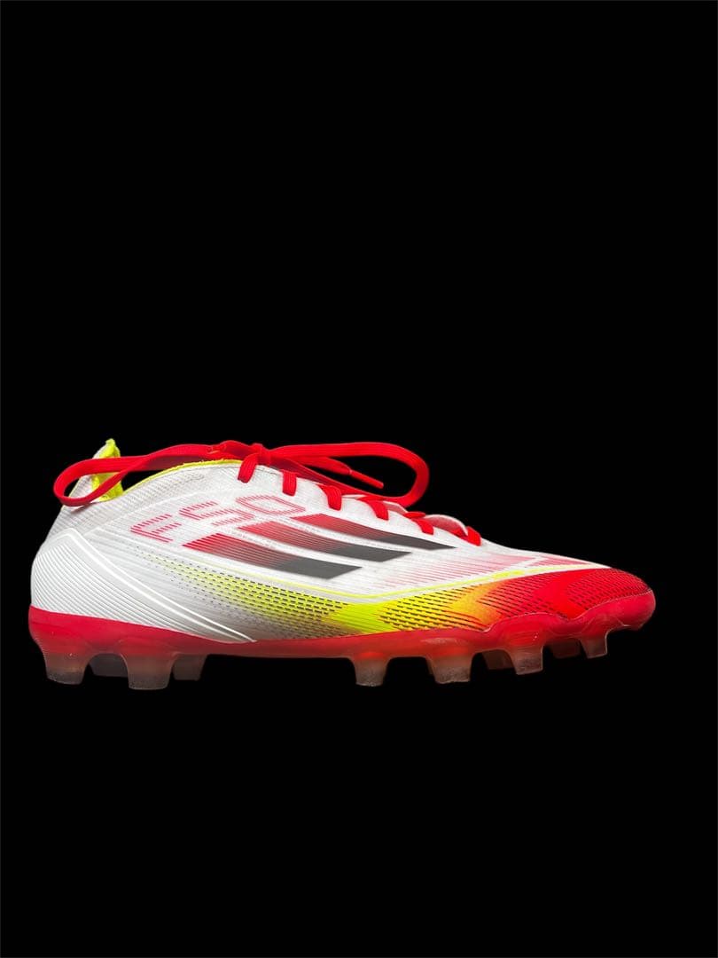 F50 新色 スパイク 26.0cm