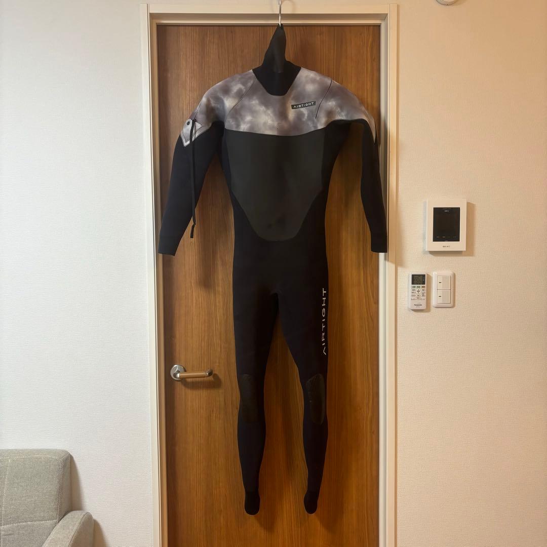 セミドライ　エアタイト　サーフィン　ウェットスーツ
