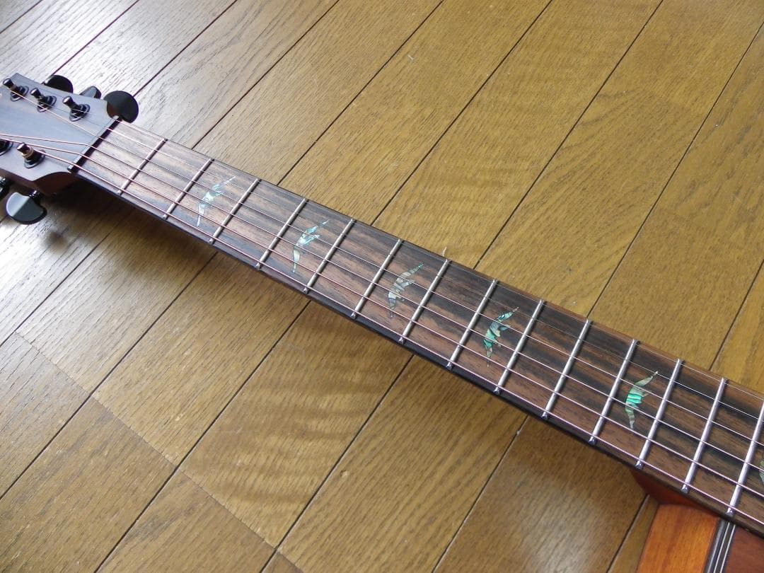 Bromo BAT 4MCE マホガニー単板トップ、エレアコ・ギター、中古美品