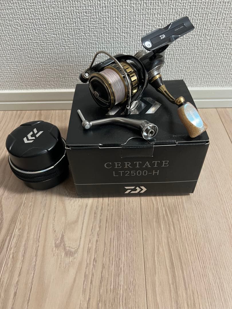 24セルテート2500-H SLPカスタム　純正スプールとハンドル付き