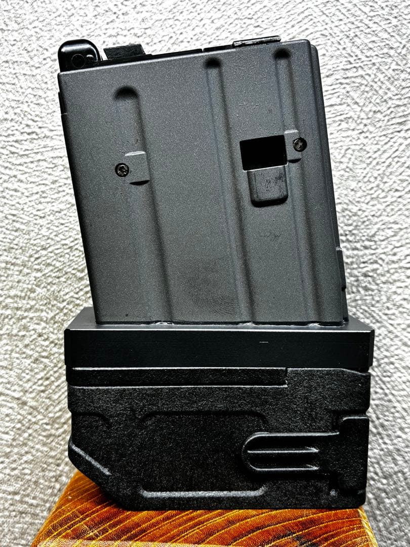 R7-17 東京マルイ GBB M4 マガジンアダプター 外部ソース仕様