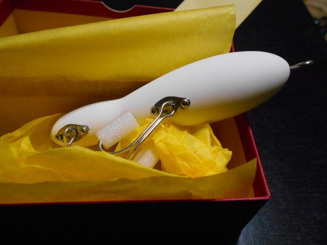 teat ティート イーブー アナアキ白