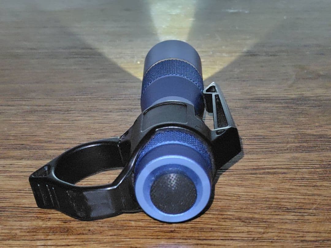 ライト・ランタン Lumintop FW1A SFT25R 6500K 1960lm 580m