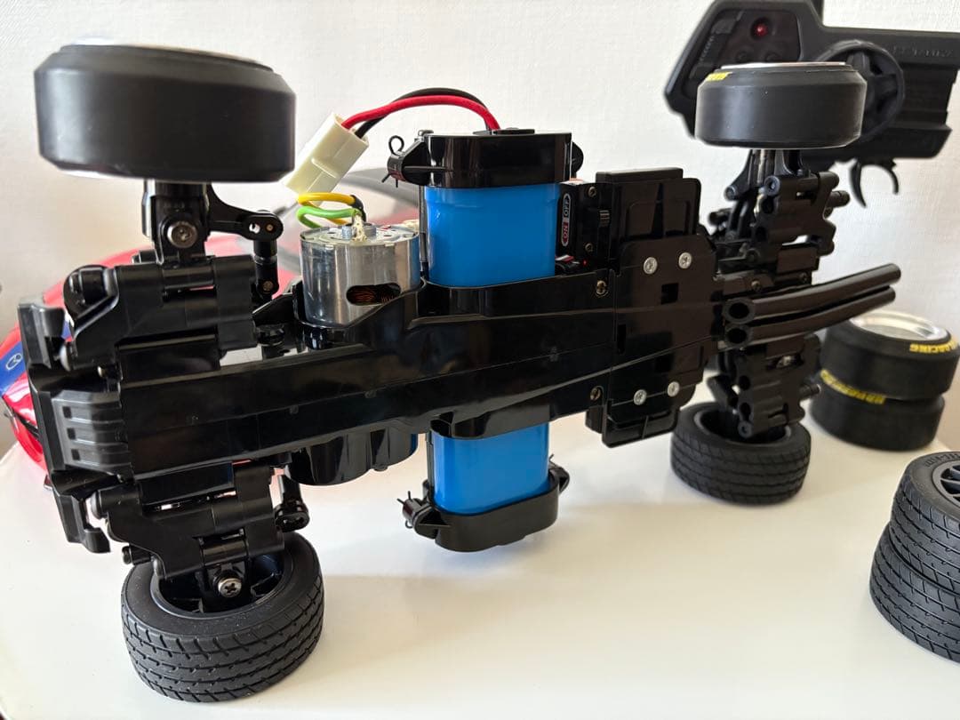 タミヤ1/10ラジコンカー ロードスター