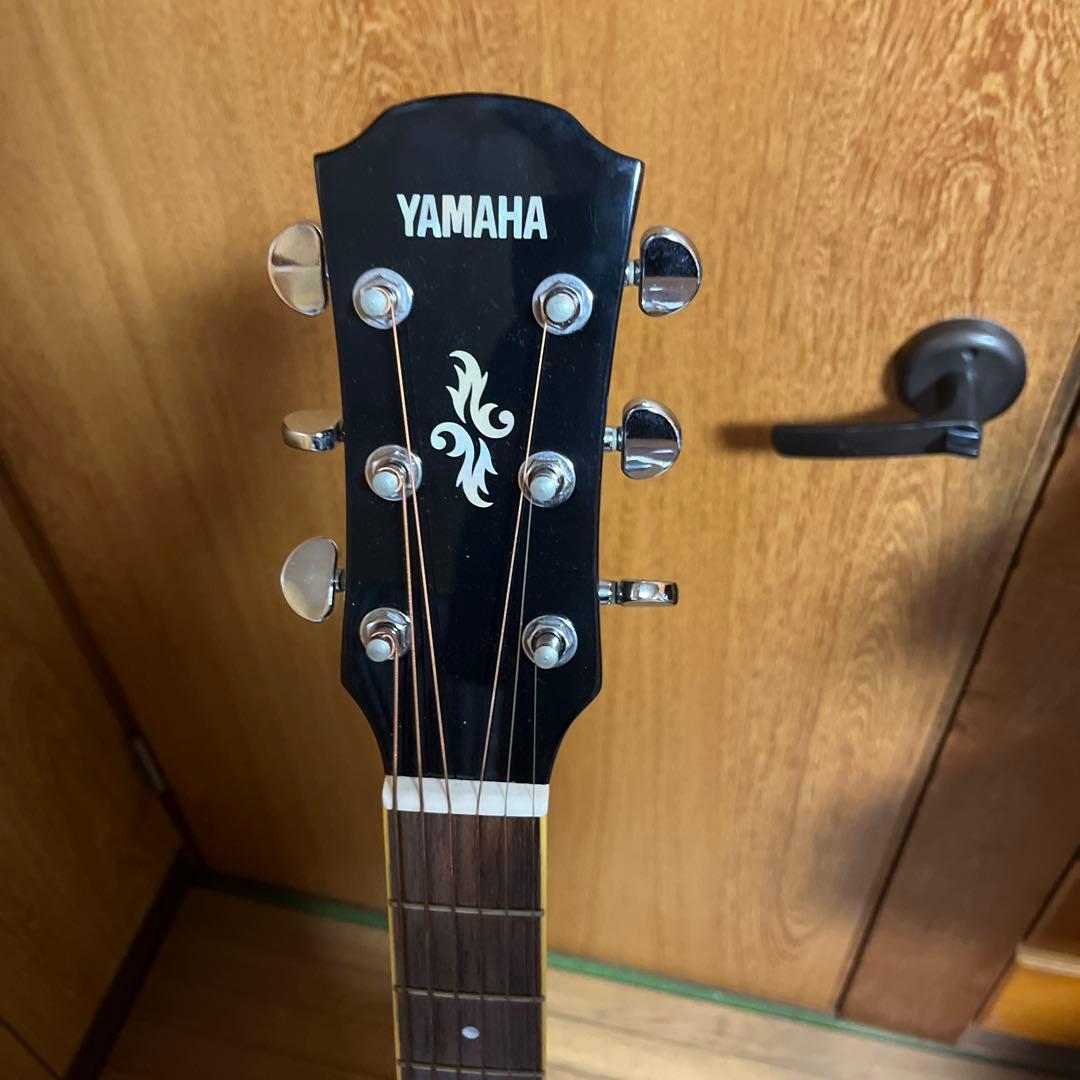 Yamaha APX500 NT エレクトリックアコースティックギターケース付き