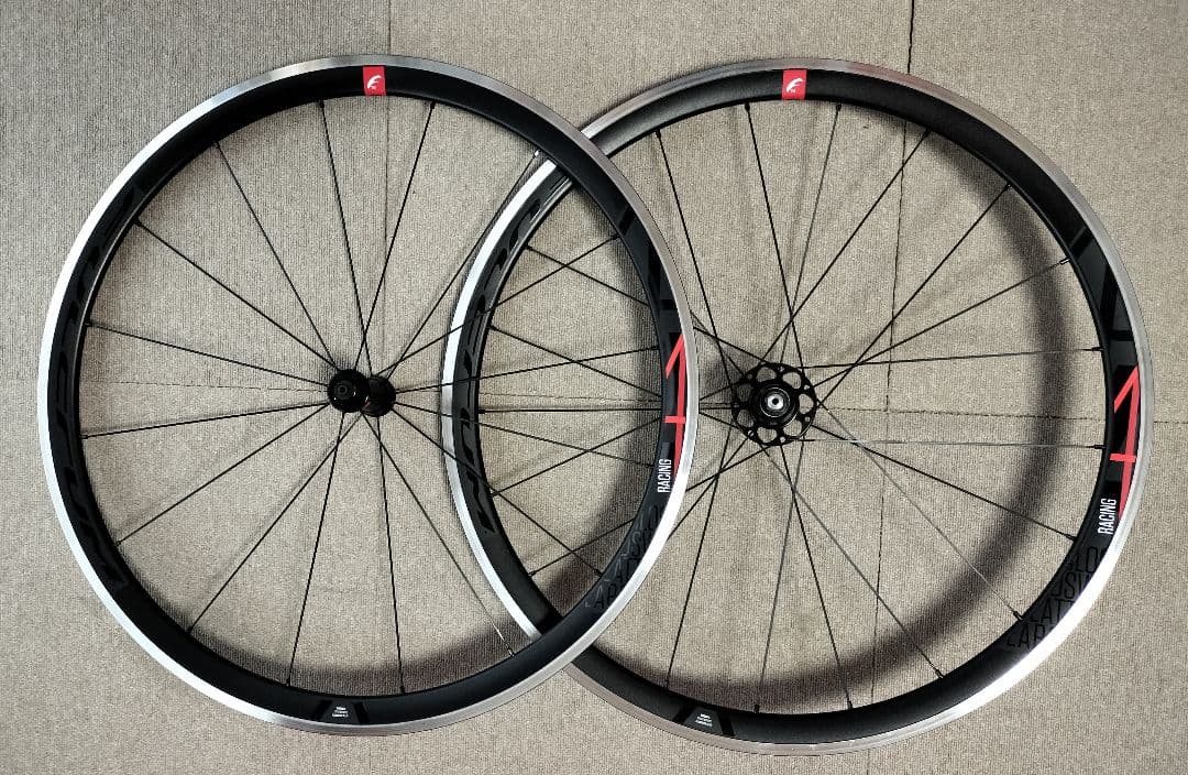 フルクラム レーシング４ リムブレーキ 17C クリンチャー シマノフリー