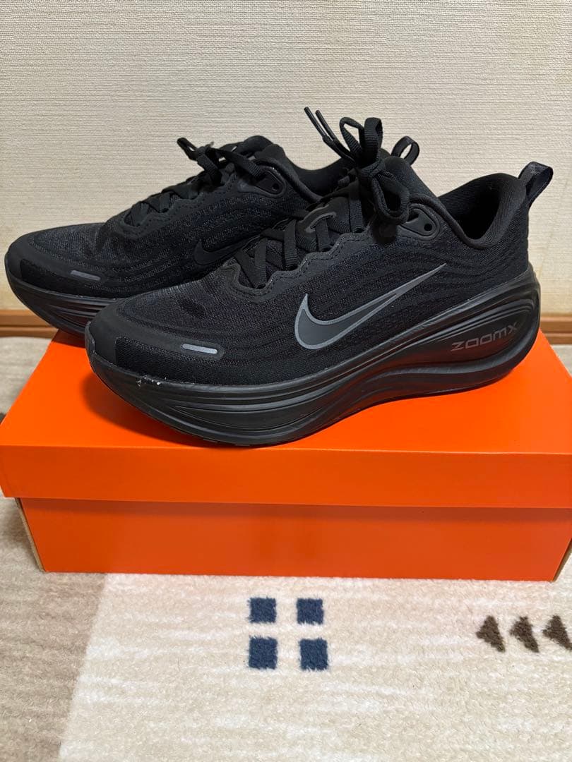 NIKE／VOMERO PLUS （26.5㎝）