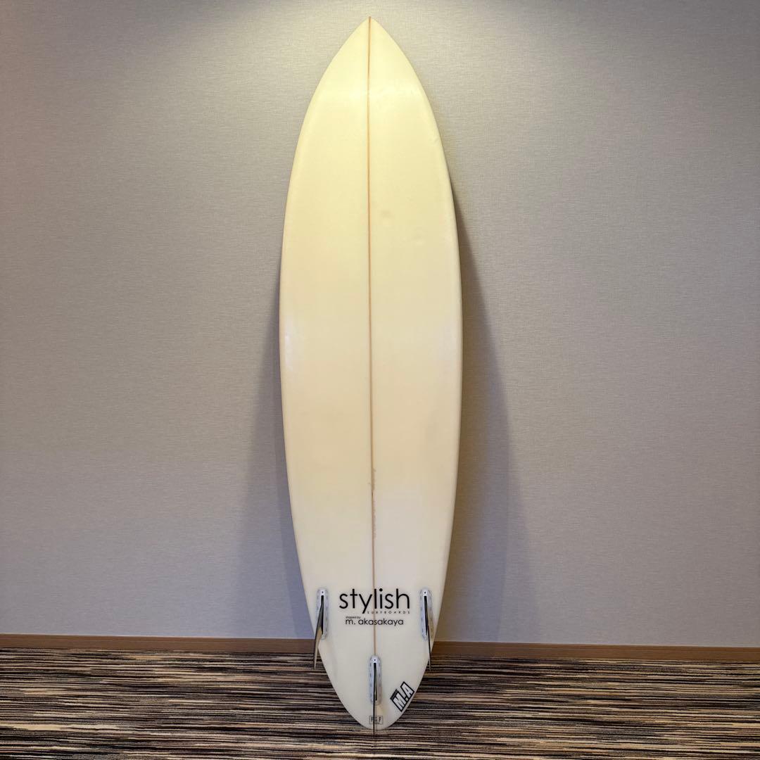 stylishサーフボード(セミガン、美品、)