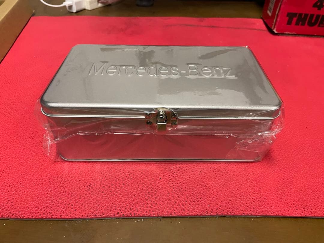 メルセデスベンツ　缶詰め