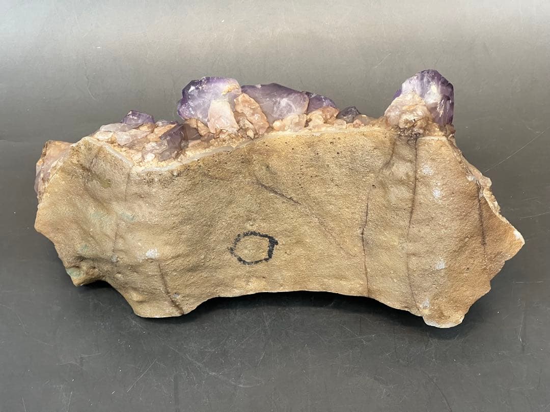 アメジスト置物　3.6kg ￼送料込み