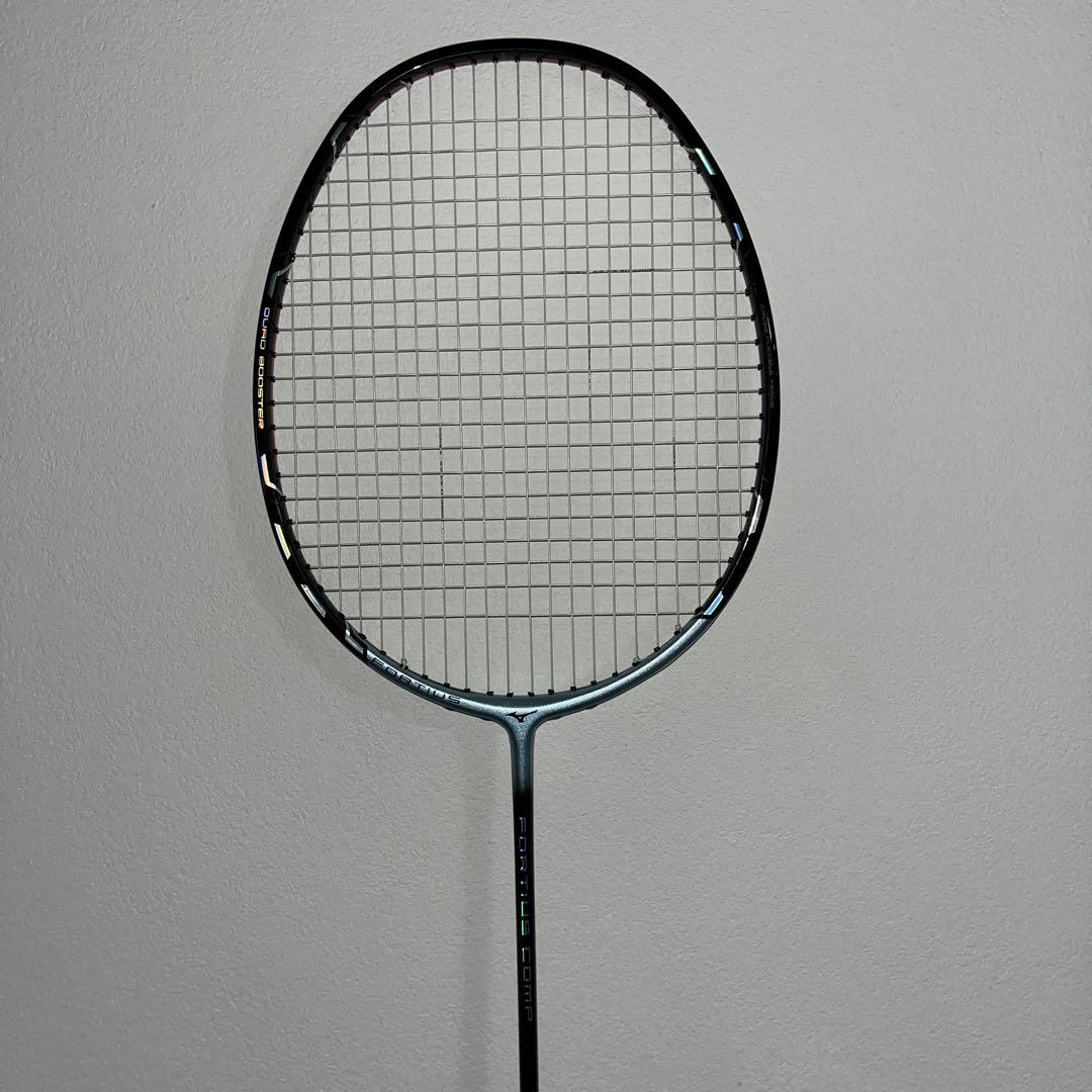 美品　MIZUNO FORTIUS COMP バドミントンラケット