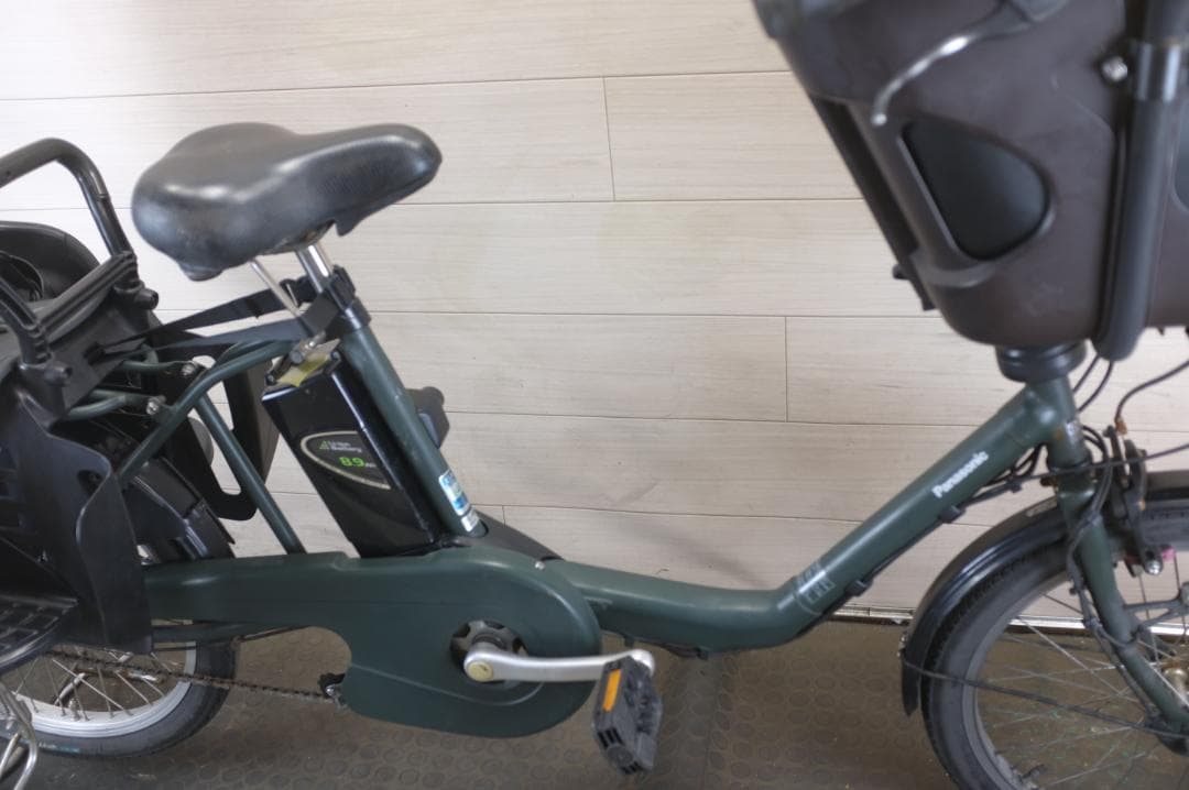 新基準　パナソニック ギュット 20インチ　3段　8.9Ah（5点灯）充電器あり