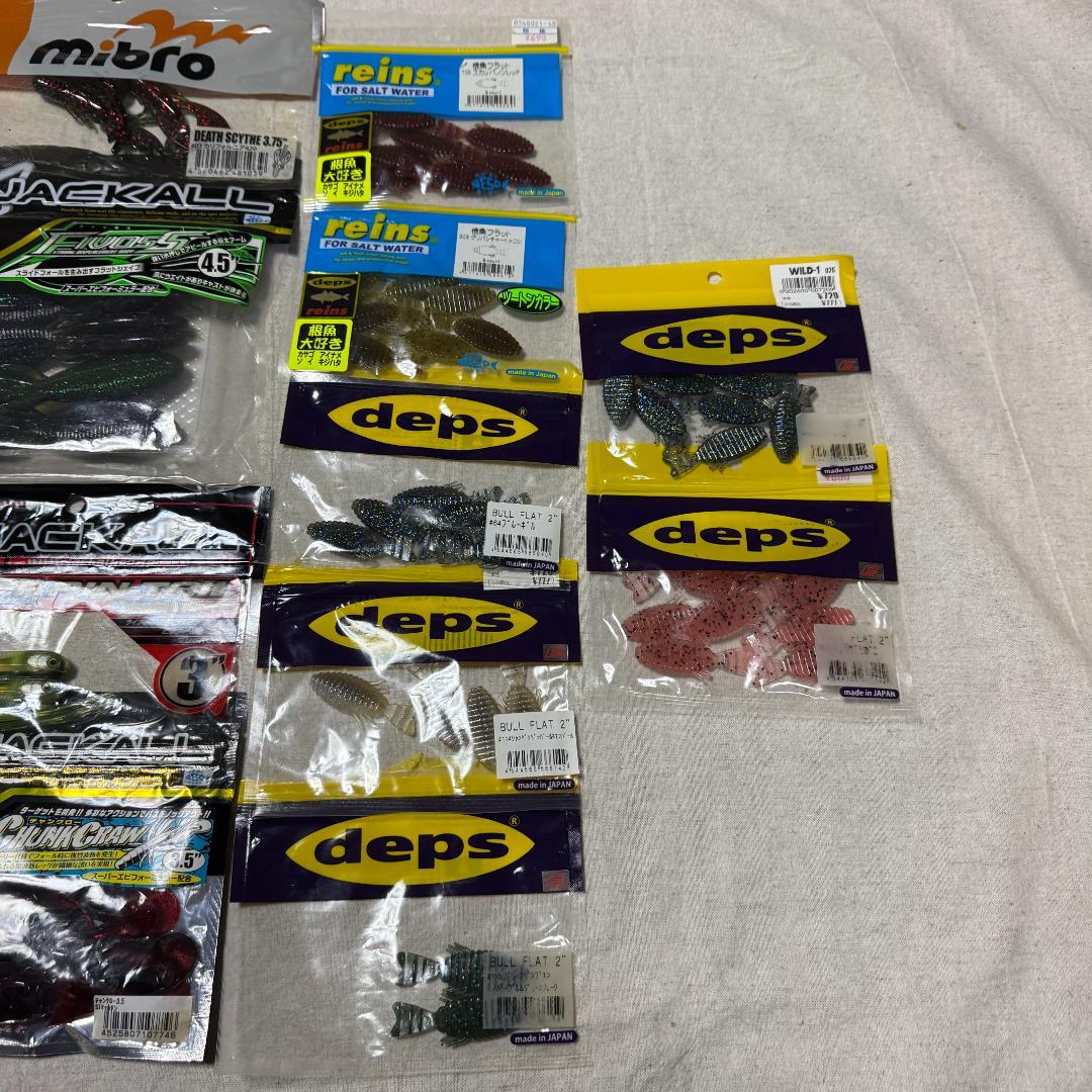 ブラックバス 引退セット ワーム ルアー シンカー フック等 BOX付き