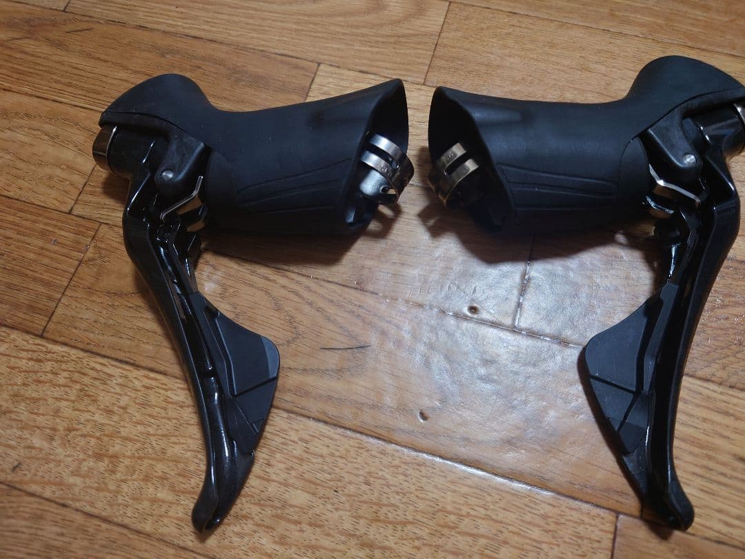 【訳あり】Shimano ULTEGRA ST−R8000 右ジャンク扱い