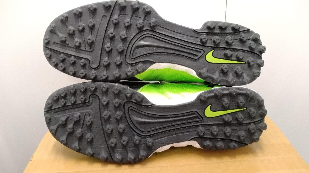 【新品 26cm】 ナイキ トータル90 シュート III TF