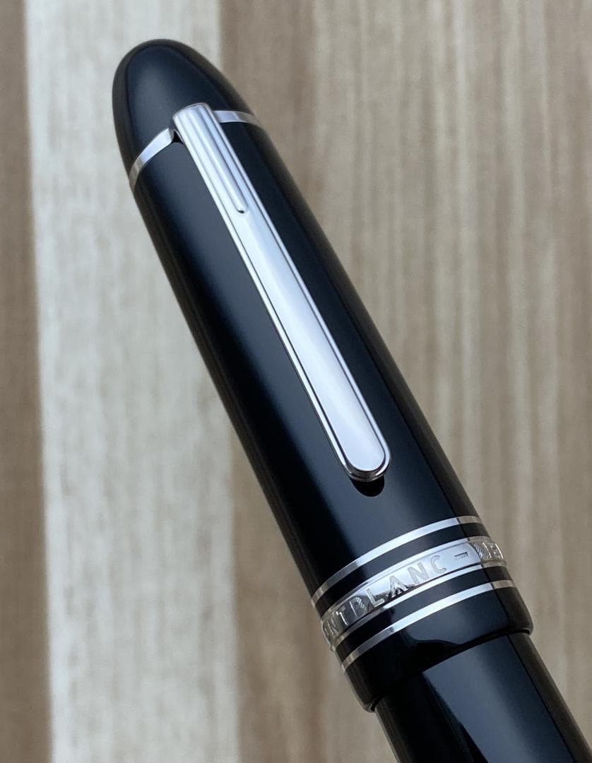 現行品 超美品 モンブラン P149 プラチナ18K (EF) 万年筆 付属品付