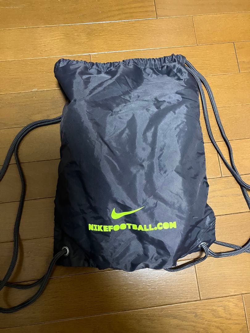 【貴重】サッカースパイク ナイキ 天然芝用 27cm