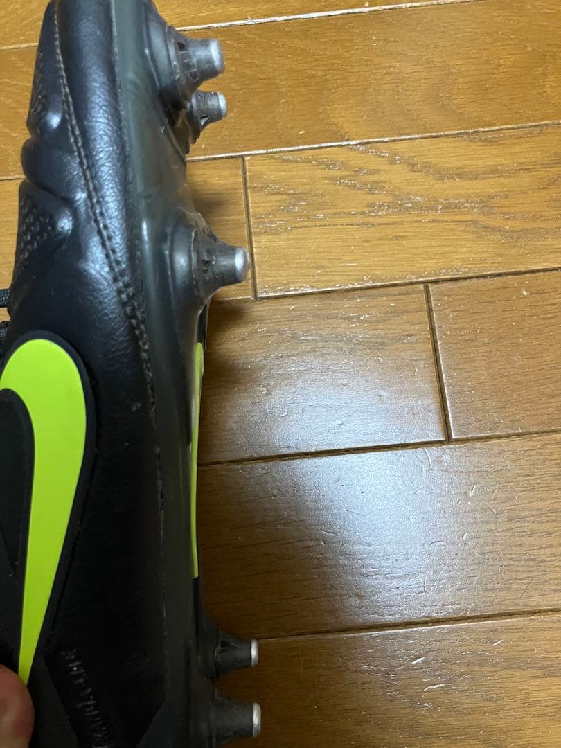 【貴重】サッカースパイク ナイキ 天然芝用 27cm