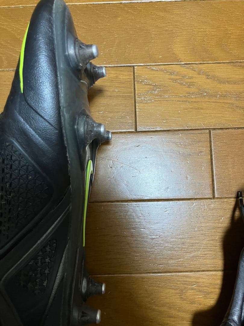 【貴重】サッカースパイク ナイキ 天然芝用 27cm