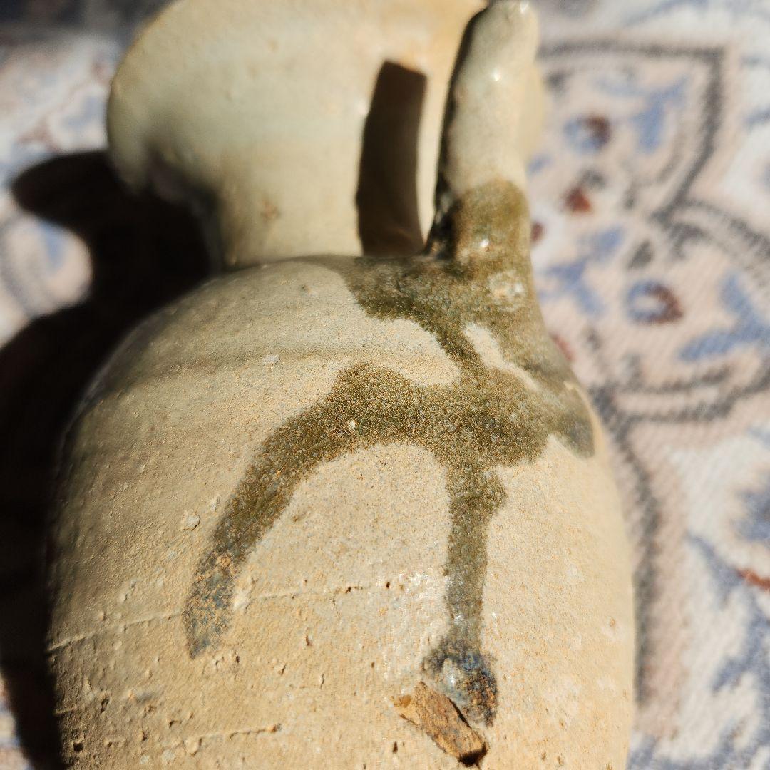 唐代長沙窯黄秞褐彩壺