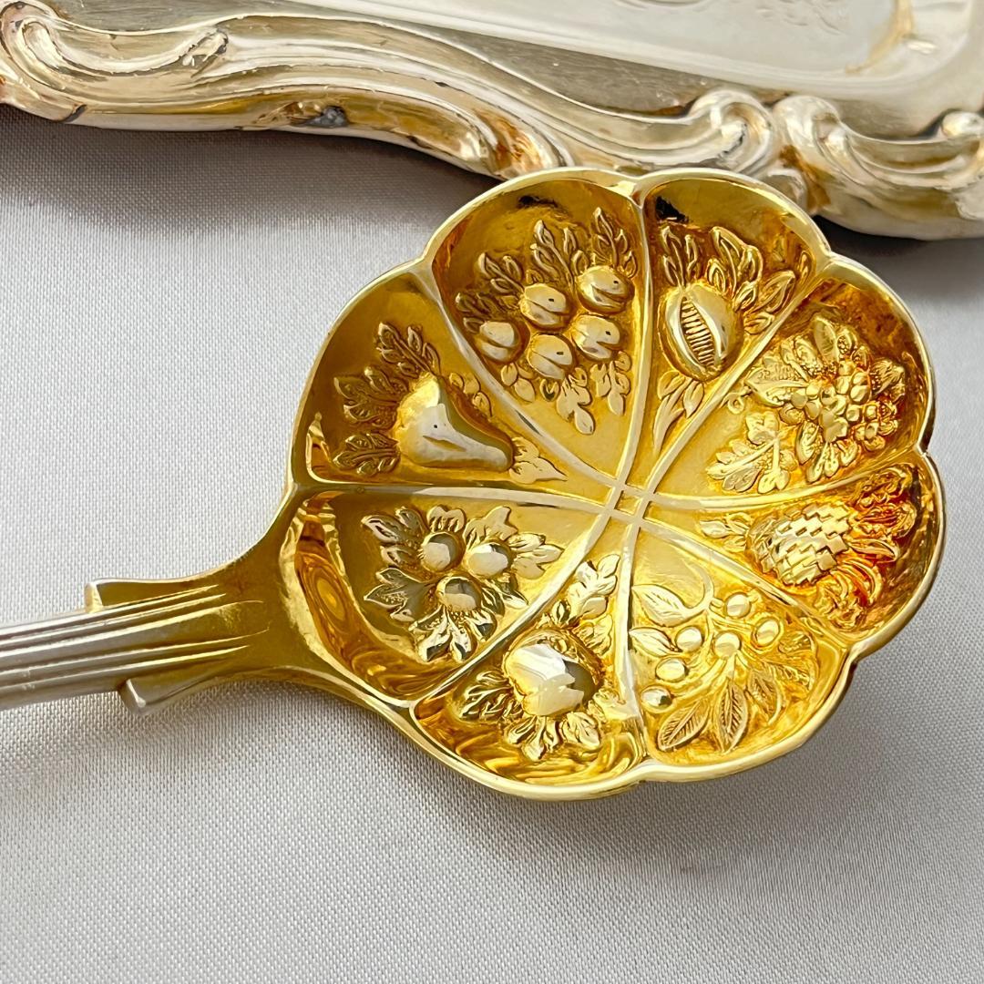 【英国】 キングスパターンのベリースプーン 【シルバープレート】