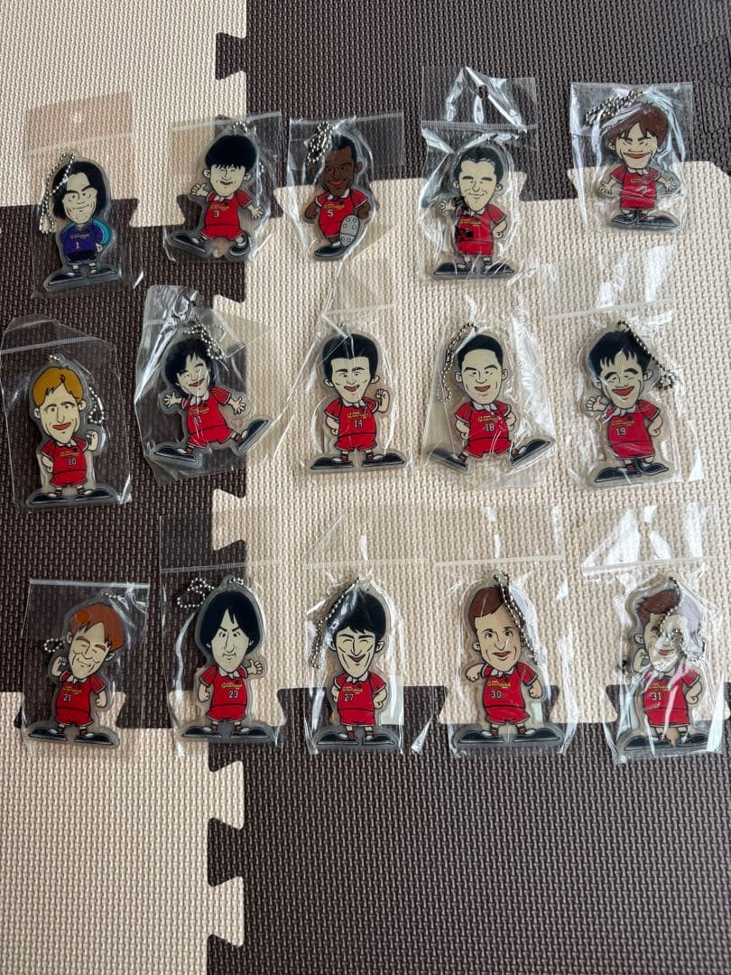 レア　名古屋グランパス選手アクリルキーホルダー15個セット