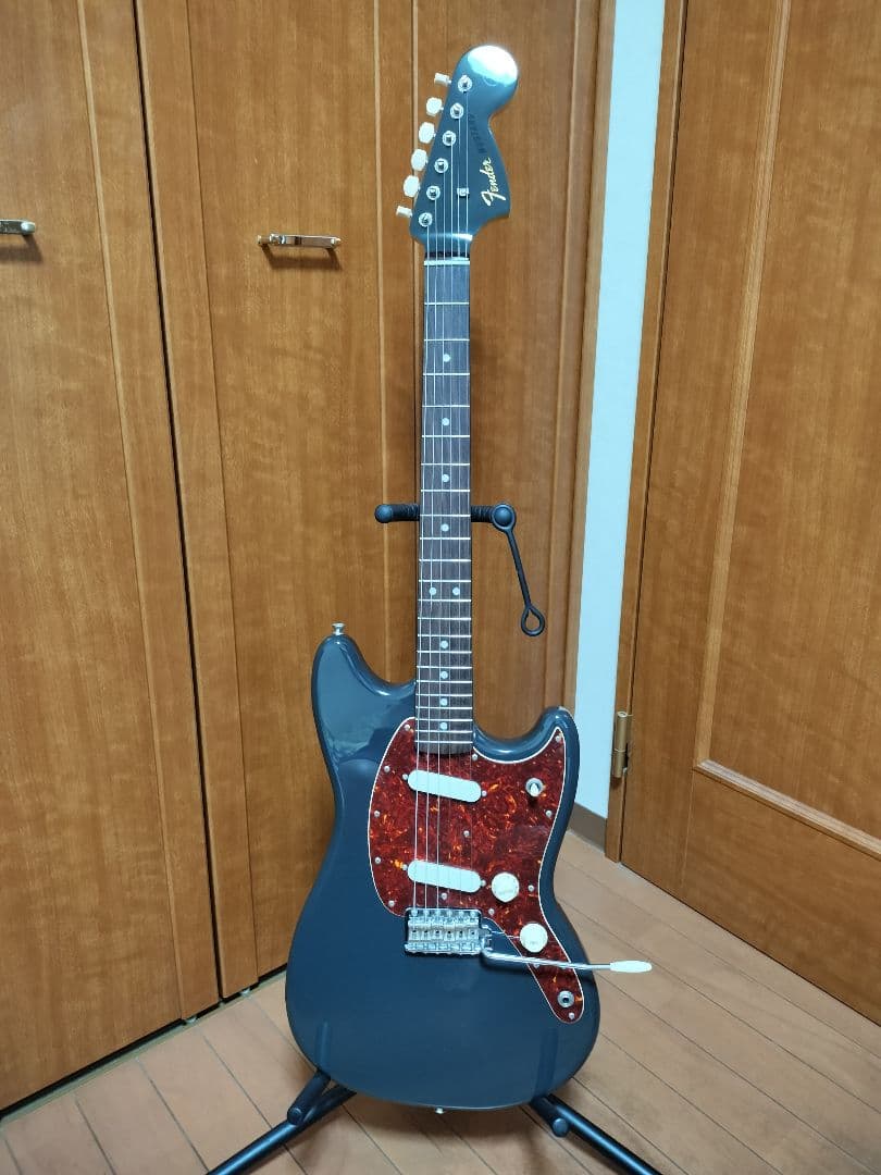 ★Fender Char Mustang 墨色　ムスタング　美品　zicca限定
