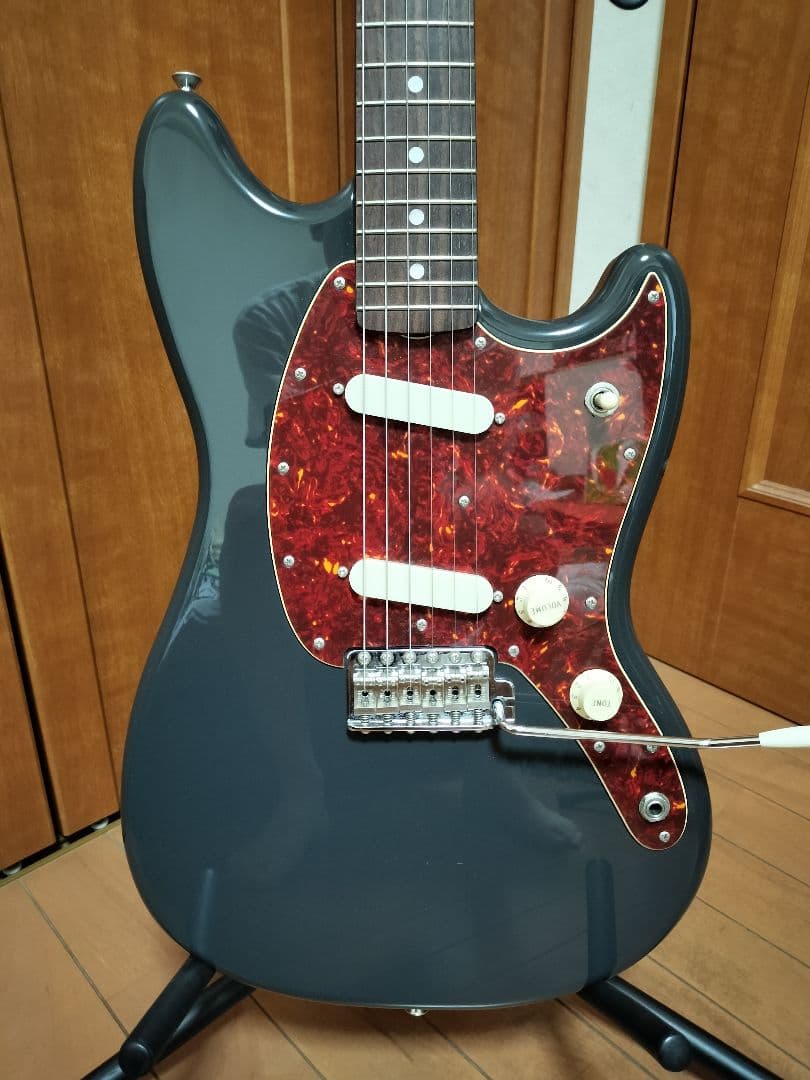 ★Fender Char Mustang 墨色　ムスタング　美品　zicca限定