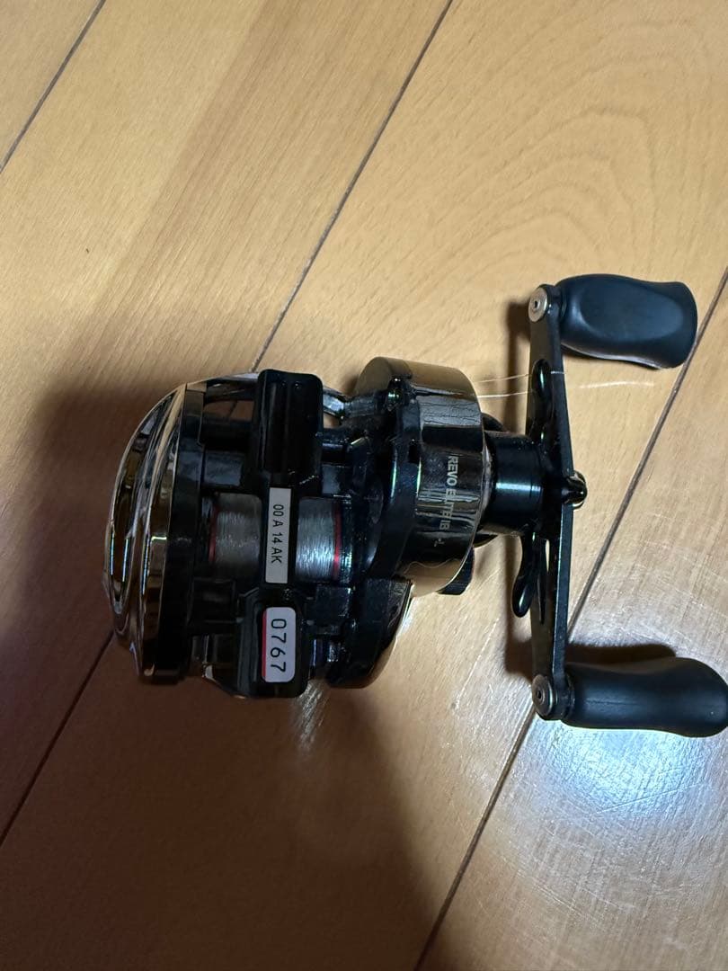 アブガルシア レボエリート IB5 ベイトリール REVO 左巻き