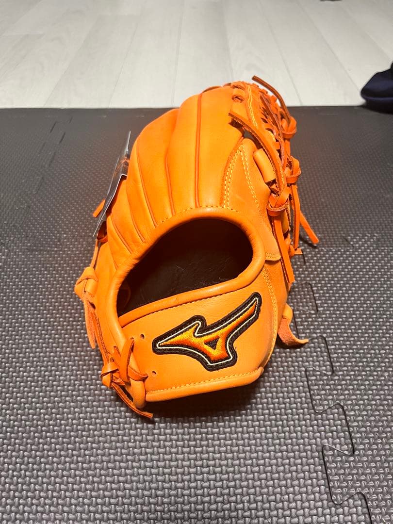 【値下げしました】MIZUNO GACHI MYTH 軟式グローブ オレンジ