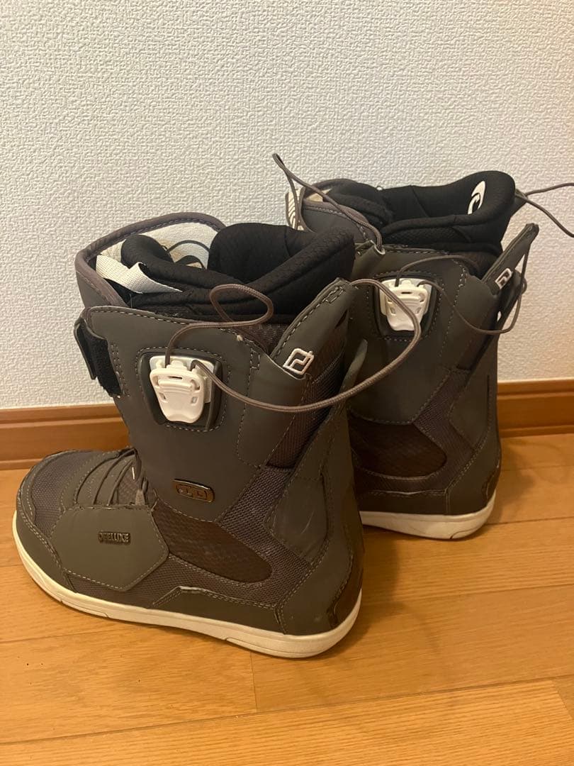 スノーボードブーツ　ディーラックスID 25.5cm