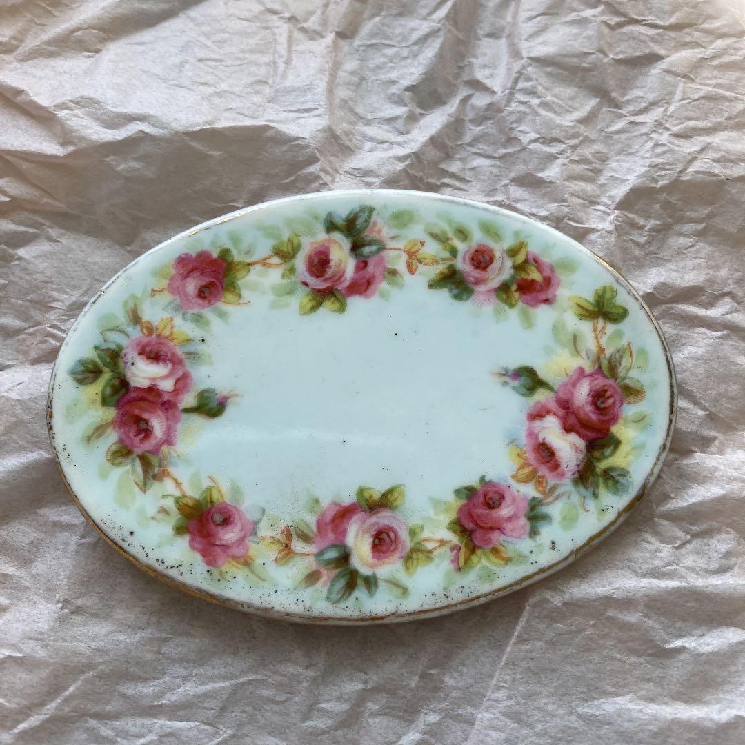 アンティーク陶器ローズブローチ