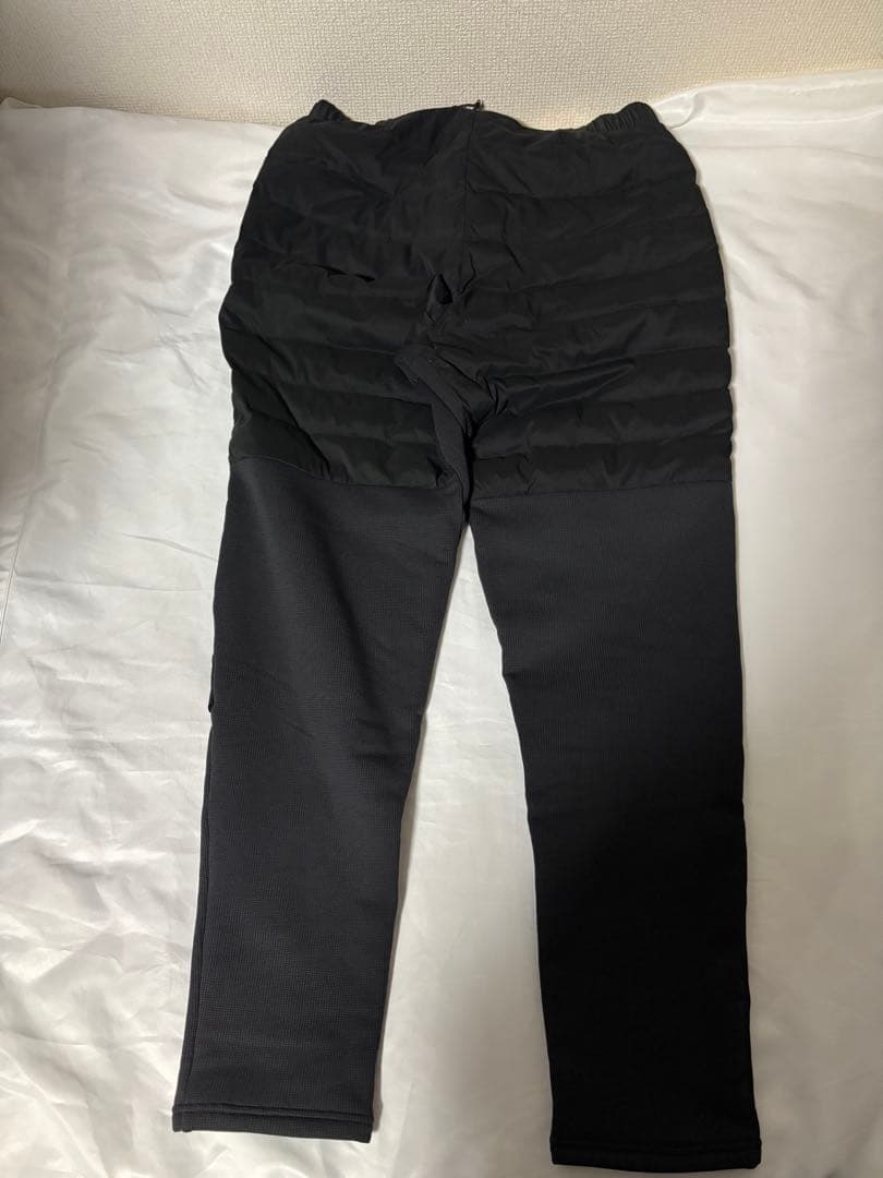 ザノースフェイス・ランニングダウンウェアNY82495レッドランロングパンツ黒Ｍ