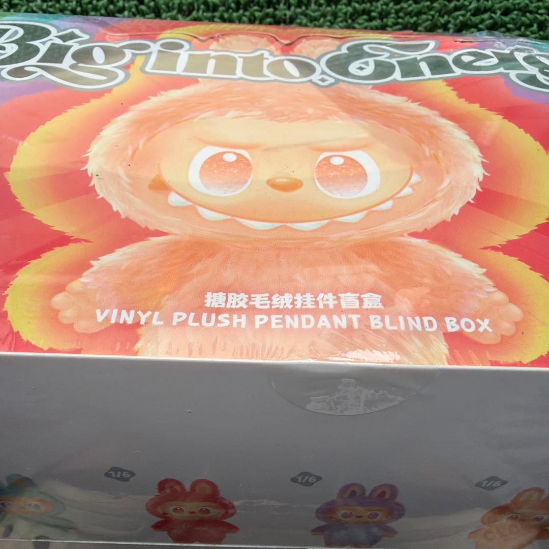 未開封・正規品ラブブ アソートボックス 1箱ダメージあり