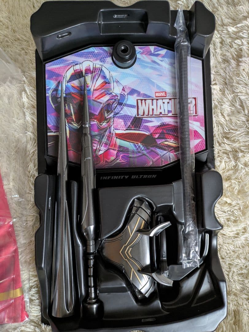 【美品】ホットトイズ　インフィニティ　ウルトロン　フィギュア