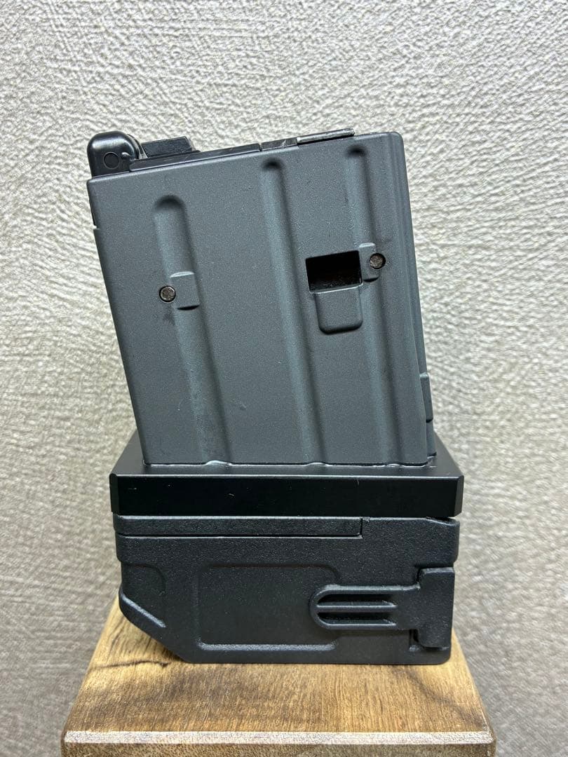 R7-22 東京マルイ GBB M4 マガジンアダプター 外部ソース仕様