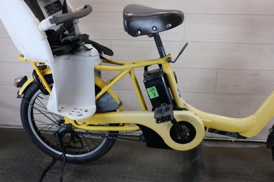 新基準パナギュット　アニーズ　20インチ3段16.0Ah（5点灯）充電器あり