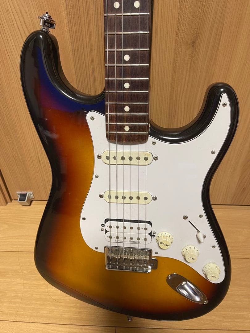 Fender JAPAN ストラトキャスター