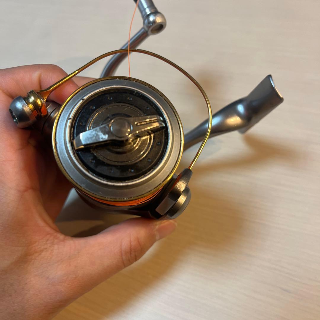 TWIN POWER C3000HG スピニングリール