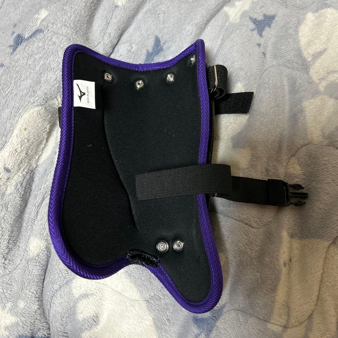 あんこ　ミズノプロフットガードオーダー右打者用