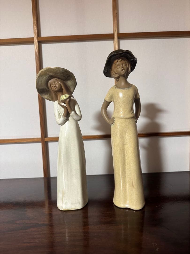 陶器製 女性像 2体セット