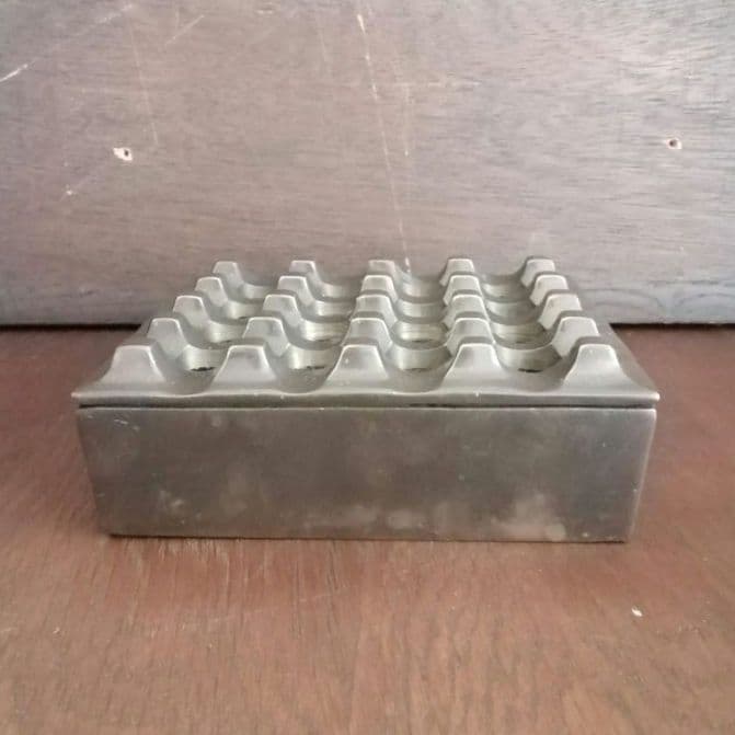 逸品　真鍮　灰皿　ミッドセンチュリー　オブジェ　スウェーデン　インダストリアル