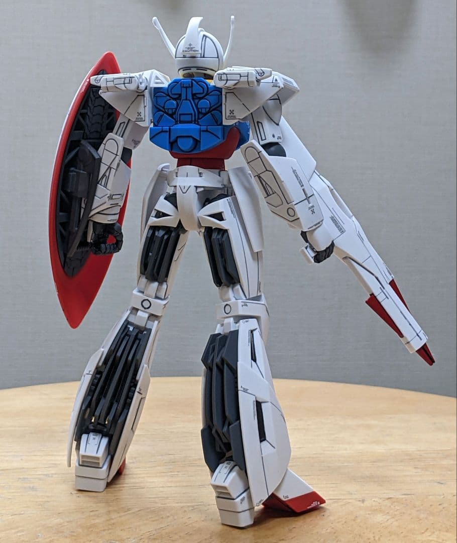 「地球は戦争する所じゃないでしょう！」ガンプラ完成品1/144　HG　∀ガンダム