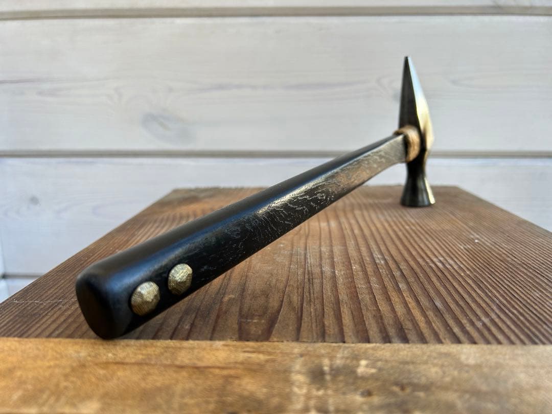 船手玄翁　黒仕上げ　亀鋲付き