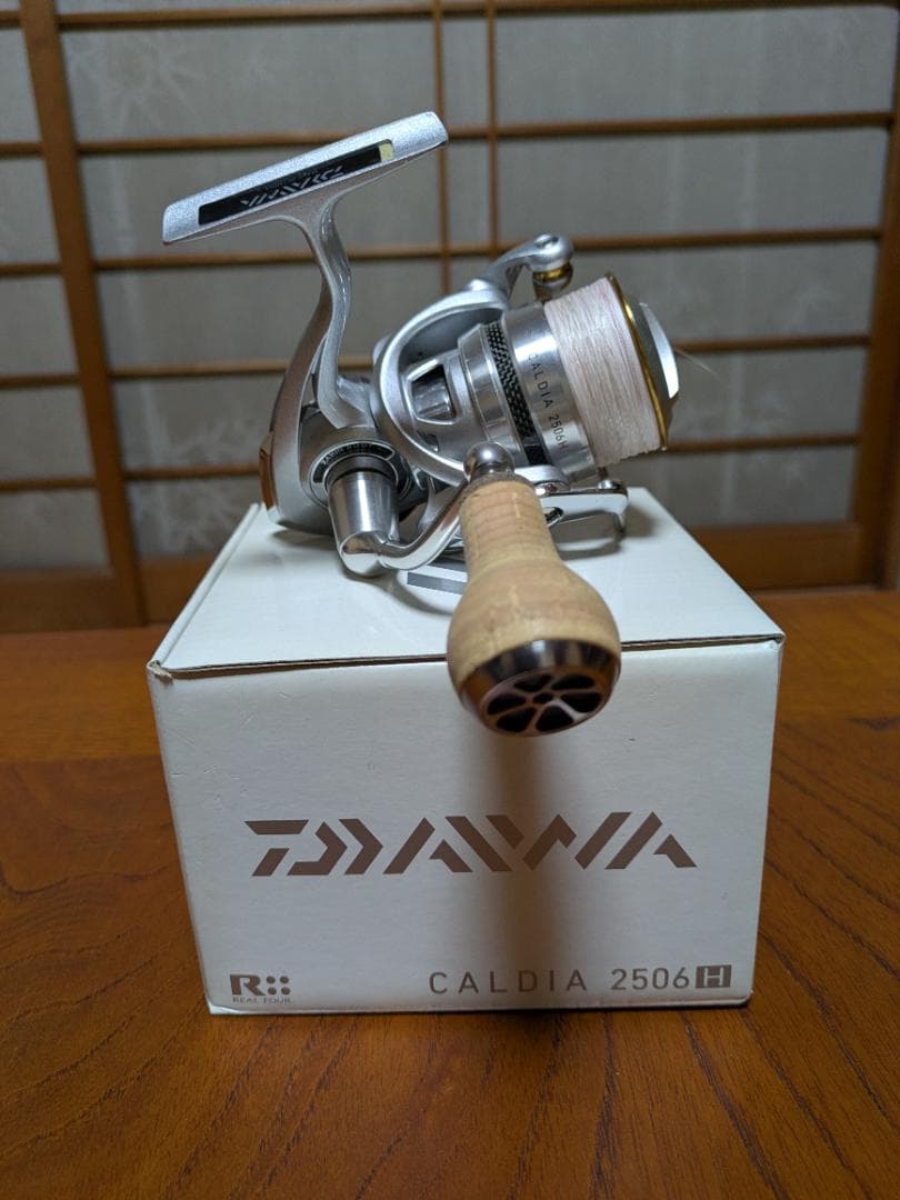 DAIWA CALDIA 2506H リール 元箱付き