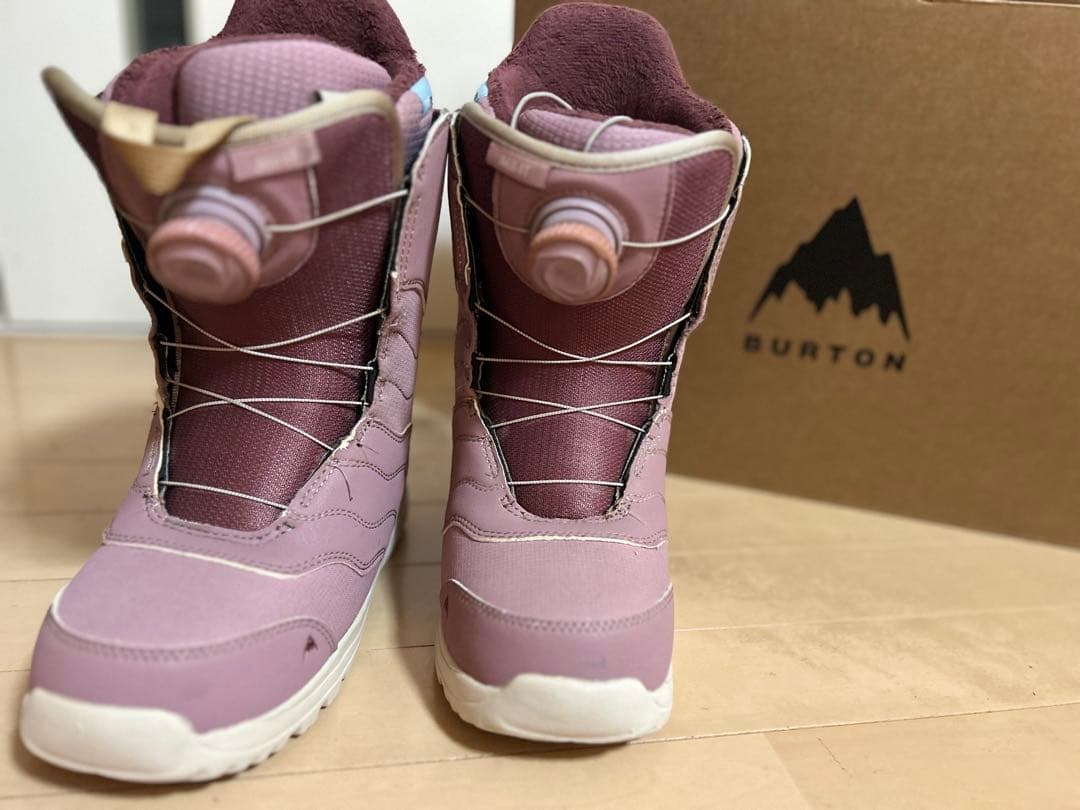 BURTON 女性用スノーボードブーツ ピンク　23センチ
